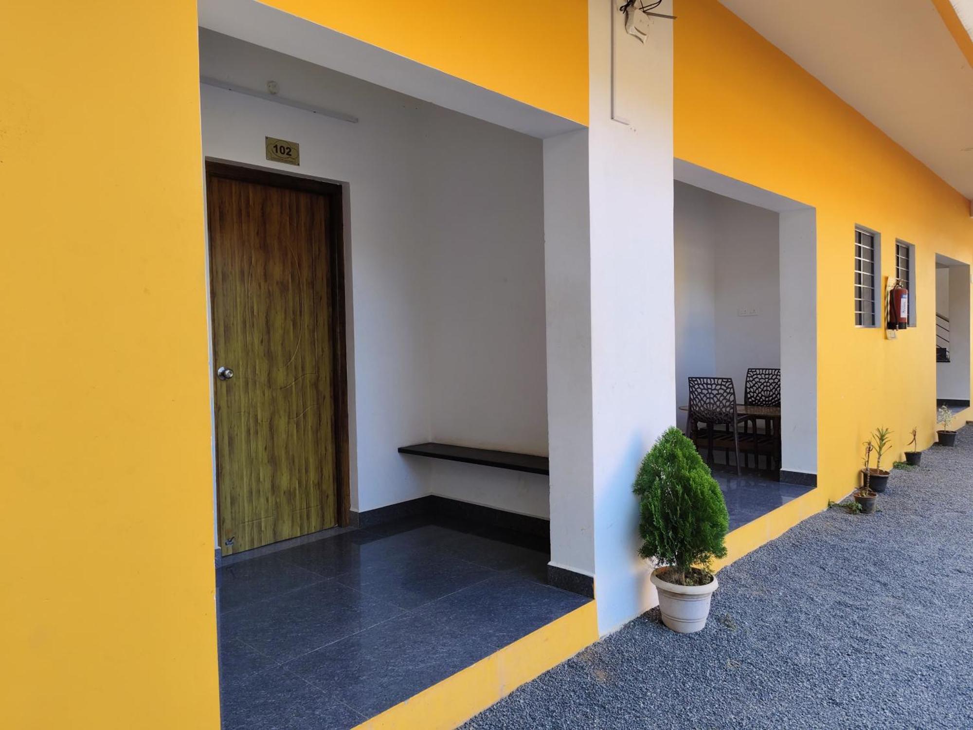 De' Capital Hotel Pondichéry Extérieur photo